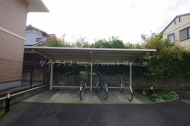 ミレイユ 駐輪場