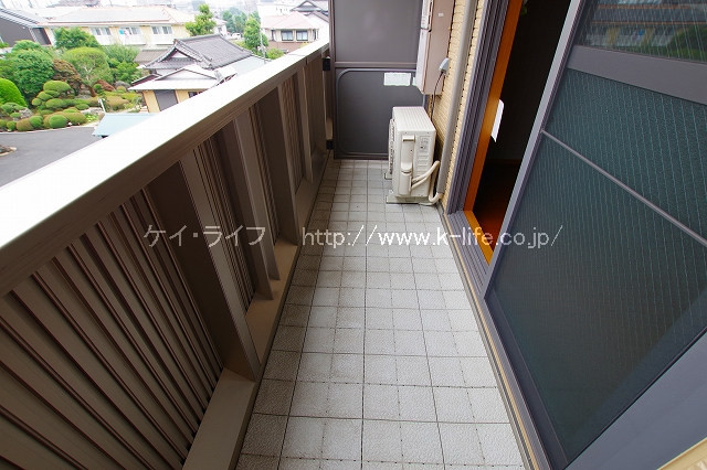 リリー バルコニー