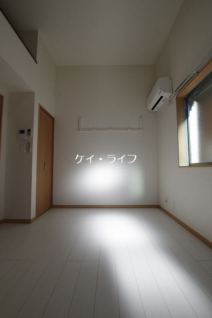 ゼクス橋本 洋室