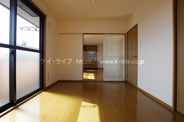 セゾン西橋本 洋室