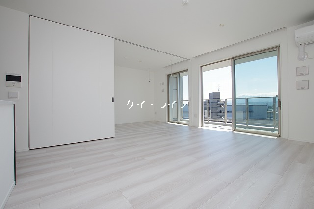 リビングダイニング