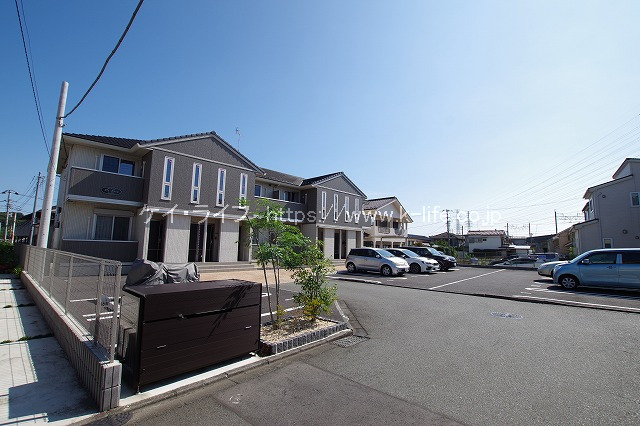 ル リアン 外観