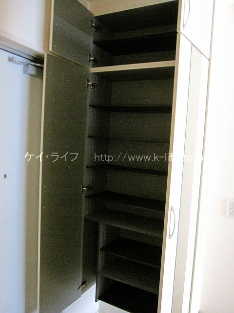 シューズボックス