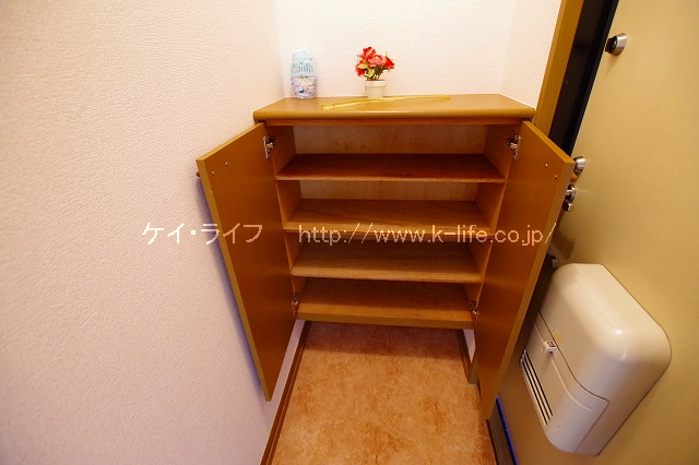 シューズボックス