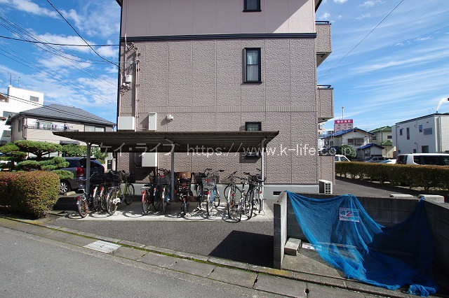 セゾン西橋本 駐輪場