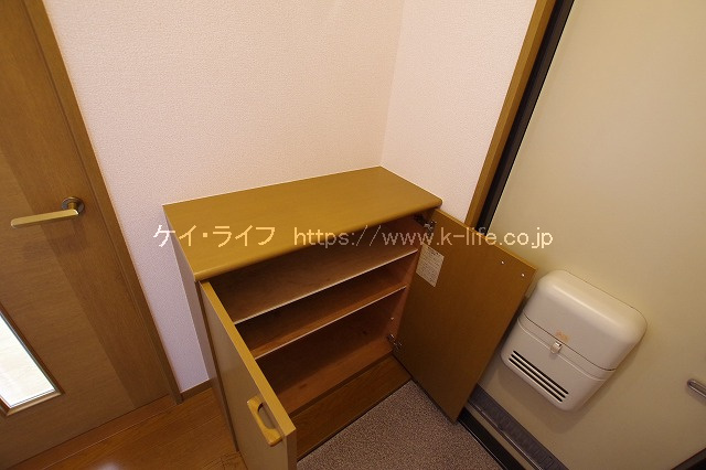 シューズボックス